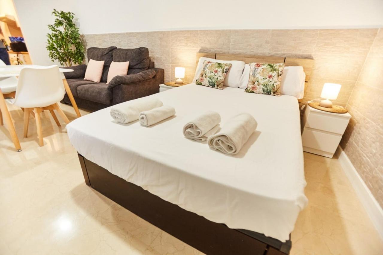 Charming House - Calm And Comfort In The Center Sevilla Eksteriør billede